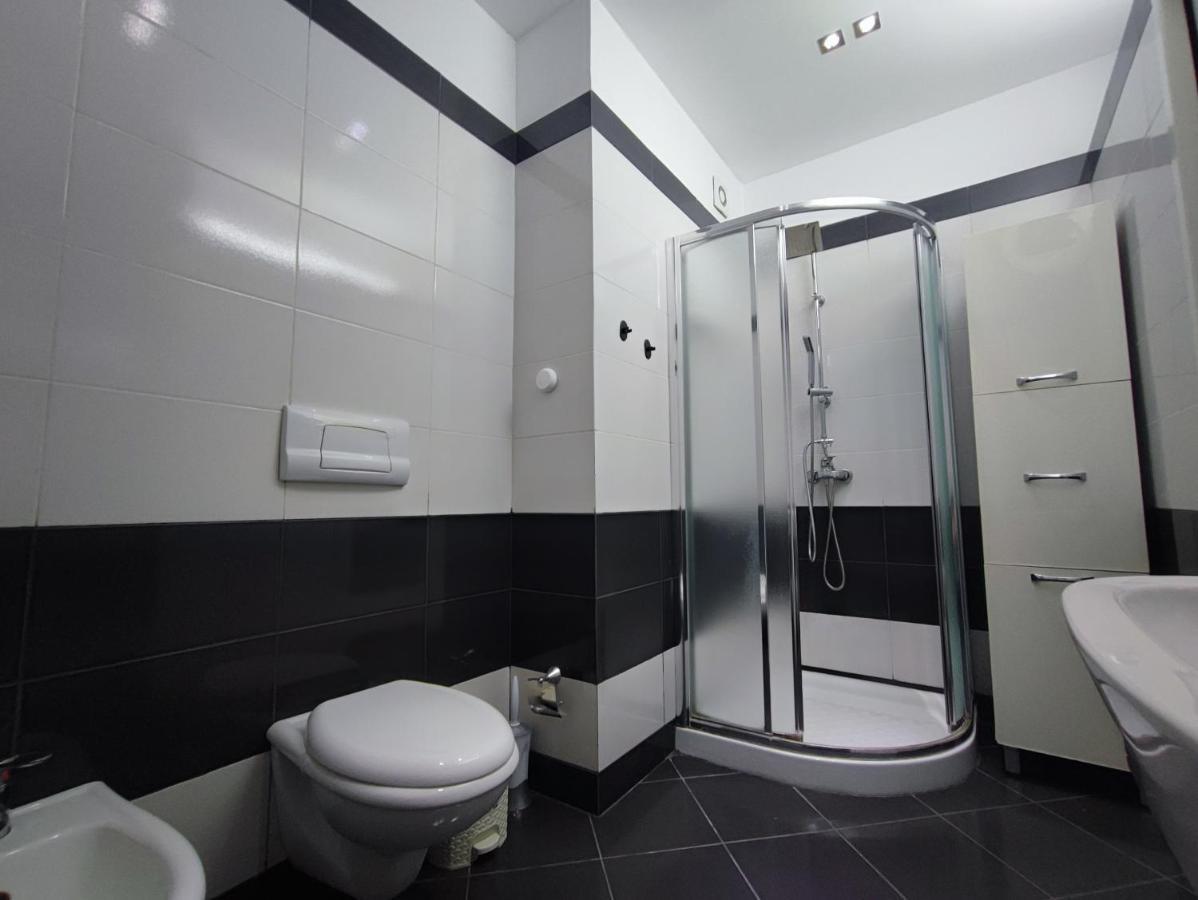 Tirana New Bazaar-Apartment 2 Екстериор снимка
