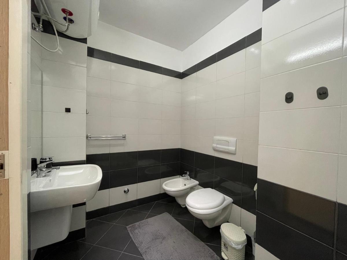 Tirana New Bazaar-Apartment 2 Екстериор снимка