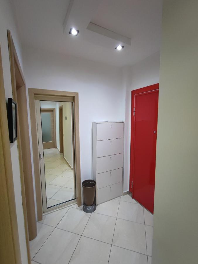 Tirana New Bazaar-Apartment 2 Екстериор снимка